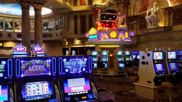 what is the best casino in las vegas to play slots