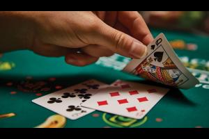 Horseshoe-Gaming-Poker-1 Horseshoe-Gaming-Poker-1