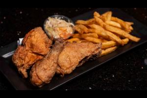 Caesars-Windsor-Dining-Casual-Legends-Sports-Bar-2 Caesars-Windsor-Dining-Casual-Legends-Sports-Bar-2