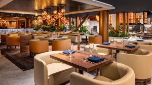 las gr dining room