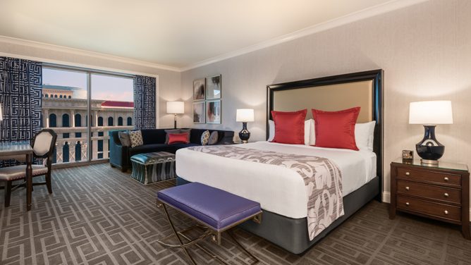 Palace Tower King Premium Room