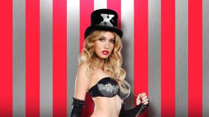 X Rocks Image of Performer in X TopHat