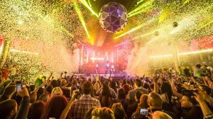 dlv drais nightclub performance