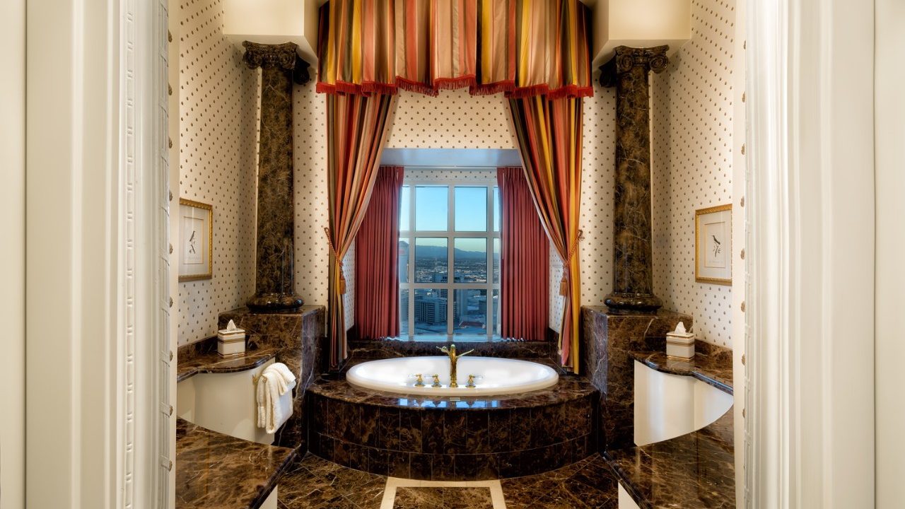 3 Bedroom Suites Las Vegas - Caesars Suites