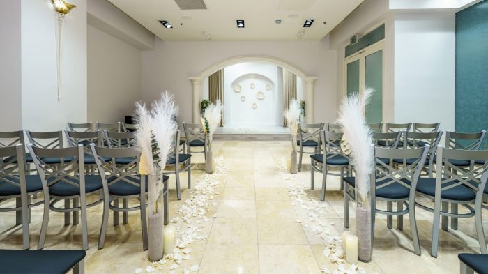 Las Vegas Wedding Venue at Planet Hollywood The Chapel