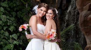 What Las Vegas hotels perform same sex wedding ceremonies