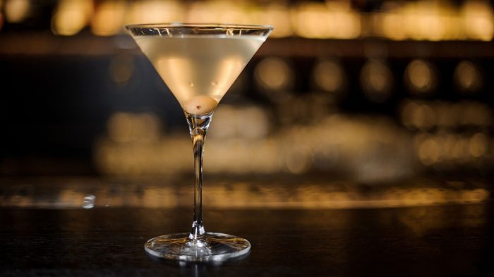 Dirty Martini at 1931 Lounge at Caesars New Orleans