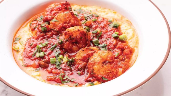 NOR Nina's Creole Cottage shrimp creole grits