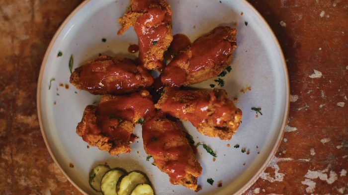 NOR Nina's Creole Cottage chicken wings with sauce