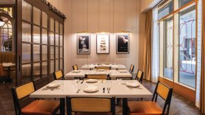 NOR Emeril's dining room