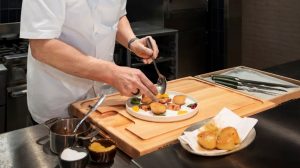 sil gordon ramsays kitchen scallop