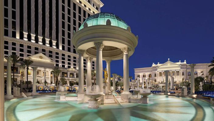 form Tilstedeværelse bringe handlingen Caesars Palace Las Vegas Hotel and Casino