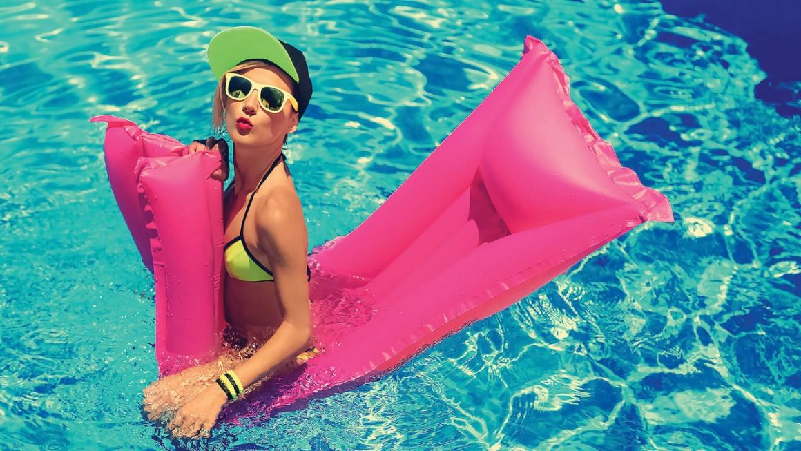 FLAMINGO LAS VEGAS POOL 👙  Flamingo Pool Go Pool Dayclub & Beach Club  Best Pools in Las Vegas 2021 