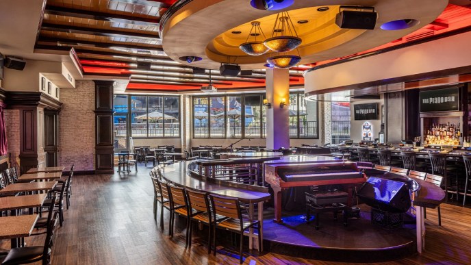 Harrah's Las Vegas Piano Bar photo