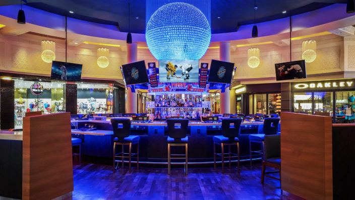 Planet Hollywood Resort & Casino Review: What To REALLY Expect If You Stay