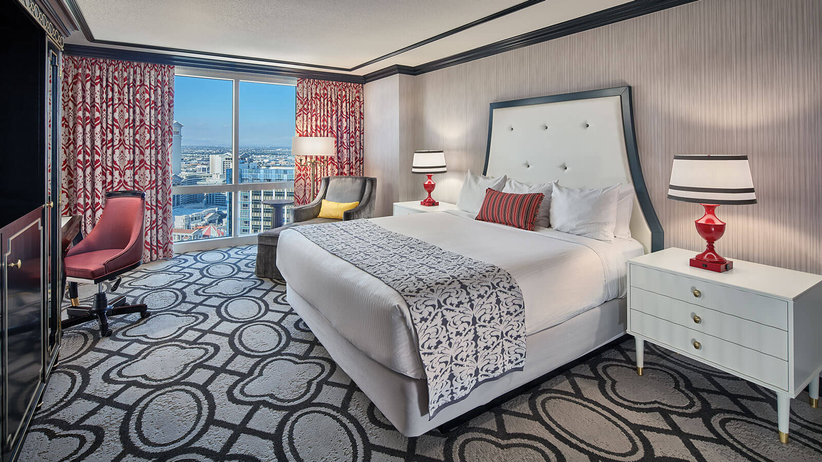 Las Vegas Hotel Rooms & Suites