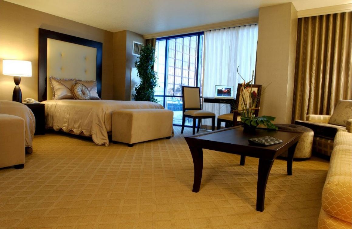mardi gras suite rio las vegas