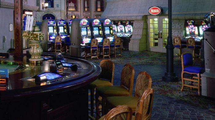 Virginia beach texas holdem Riviera casino auction
