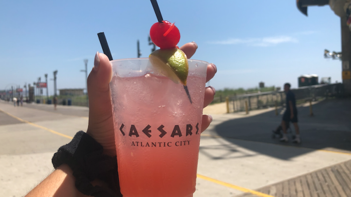 Atlantic City Beach Bar | Beachside Bar | Caesars AC Hotel & Casino