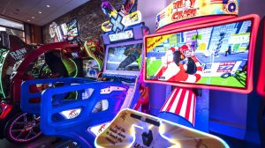 Arcade showing video games where you can test your skill and play with friends Arcade showing video games where you can test your skill and play with friends