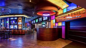 Chickie's & Pete's Interior Bar.